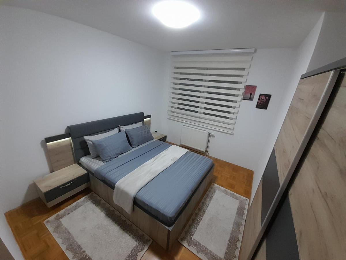 Gray Apartment 1 Pristina Exterior photo